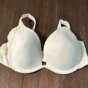 Maidenform Soft Cream Padded T-Shirt Bra with Lace Accent